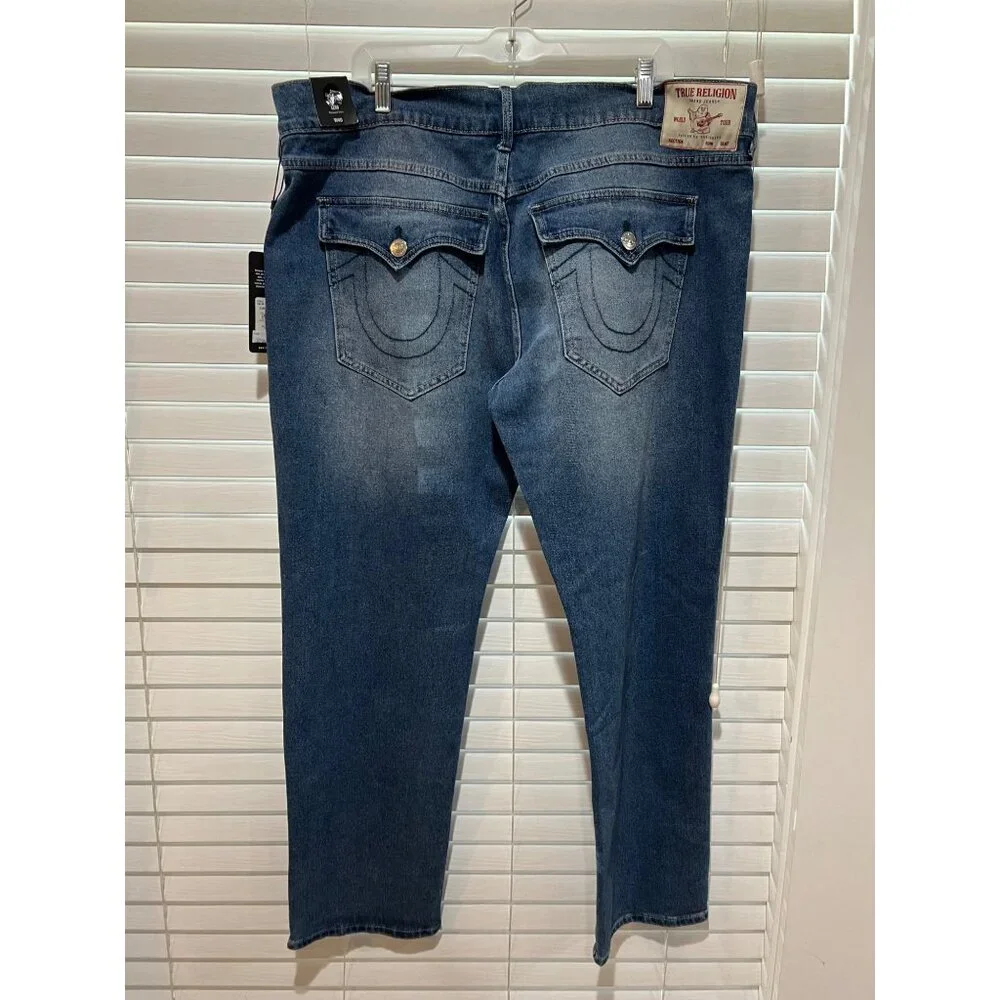 True Religion Geno Relaxed Slim Mens Jeans Size 40x32 Medium Wash Blue Denim